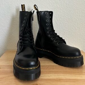Dr Martens NEW Jadon Platform Boots (US L 7)
